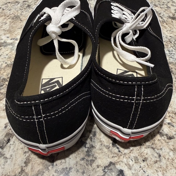 Unisex Black Vans - Picture 3 of 5